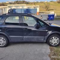 Fiat sedici per pezzi di ricambio