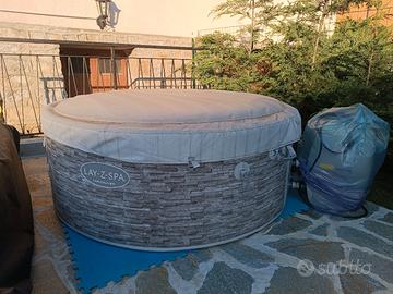 Idromassaggio gonfiabile Lay-Z-Spa Vancouver AirJe