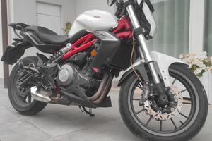 Benelli BN 302 – 2016 – 9.847 km 