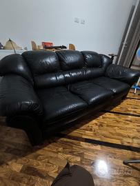 2 Divani vera pelle 