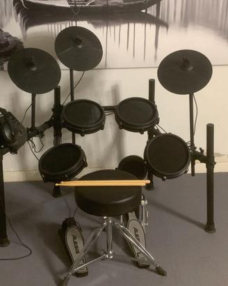 Batteria ALESIS NITRO MESH KIT con Accessori