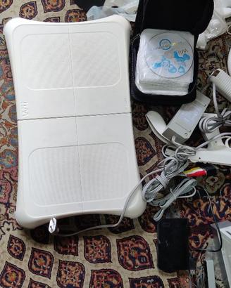 Console Nintendo Wii (bianca) con Wii Sports, Wii