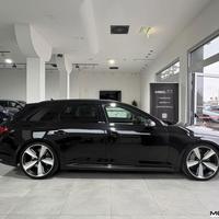 AUDI - RS4