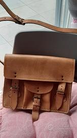 Borsa in cuoio nuova