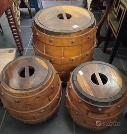 TAVOLO e 4 SEDUTE DA PUB INGLESE A FORMA DI BOTTE