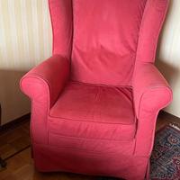 Poltrona rossa da soggiorno