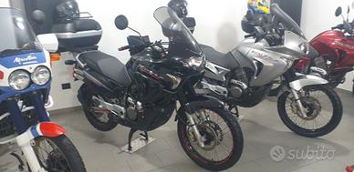 Honda transalp 650 restilyng 