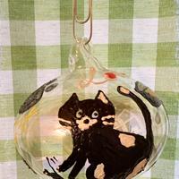 Pallina in vetro dipinta a mano