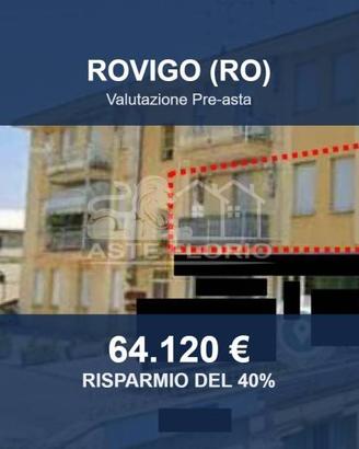 Immobile in asta di 118 m² con box auto a Rovigo