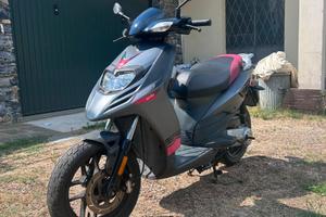 aprilia sr 50 motard 2 tempi