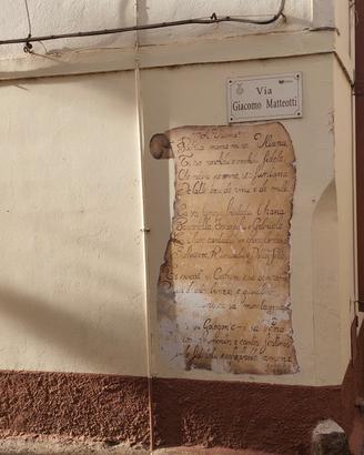 Oliena negozio storico stoffe per costumi