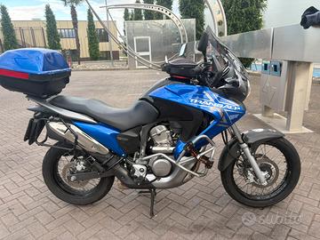 Honda transalp 700