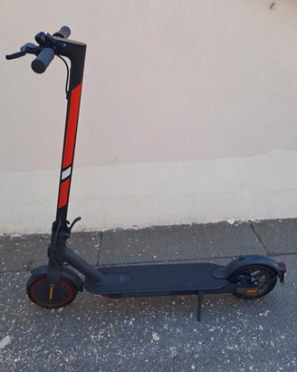 Monopattino Xiaomi Electric Pro 2