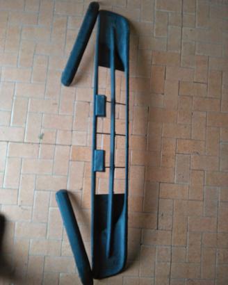 Griglia e modanature paraurti ant. Fiat Punto 16V