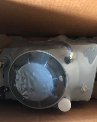 Proiettore faro ant dx iveco Daily II*serie