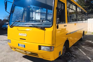 Iveco Cacciamali posti 56 180 CV