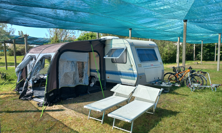 Roulotte ADRIA B 462 PH