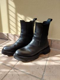 Polacchini neri donna