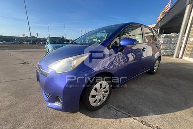 TOYOTA Verso-S 1.3 MT