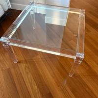 Tavolino in plexiglass