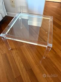 Tavolino in plexiglass