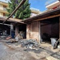 Deposito con cortile a Riposto