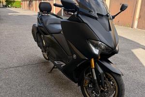 T-MAX 560 Tech Max