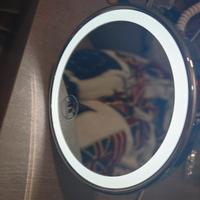 Specchio trucco con led