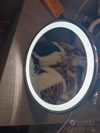 Specchio trucco con led