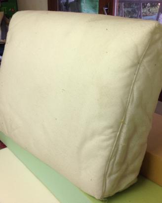 Cuscini nuovi per divani