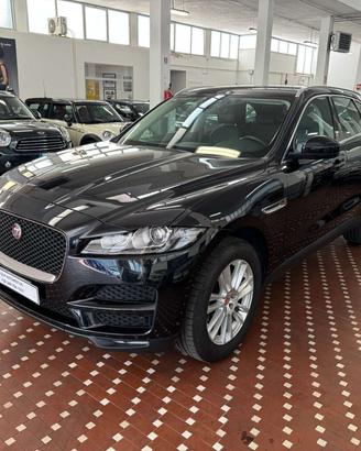 Jaguar F-Pace F-Pace 2.0 D 180 CV aut. Portfolio