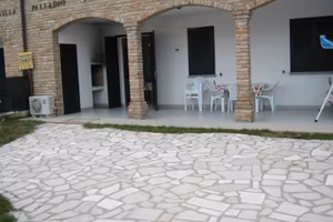 5/9-12/9 Villetta CON GIARDINO IND. a Scacchi -280