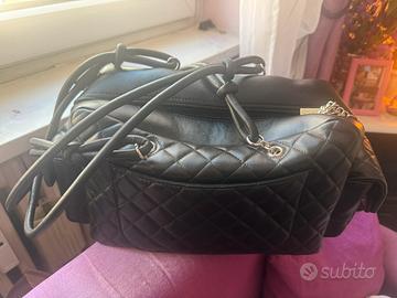 Borsa in pelle nera