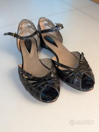 Sandali in pelle verniciata Janet&Janet taglia 38