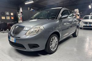 LANCIA Ypsilon 1.2 Argento Neopatentai