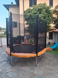 trampolino salta salta da giardino 