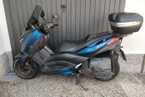 SCOOTER  YAMAHA XMAX 400