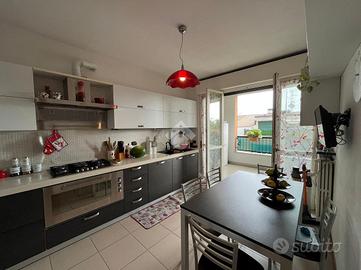 4 LOCALI A VILLASANTA