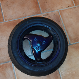 Gomme+cerchi f12 e vespa