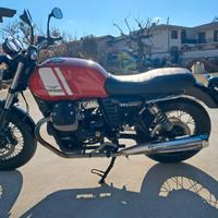 Moto Guzzi V7 II - 2016