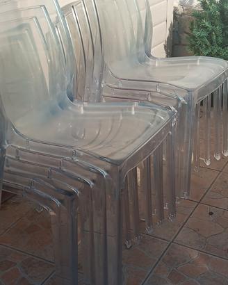 sedie in plastica trasparente