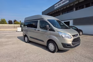 Ford Transit Custom trasporto Disabili 8 Posti