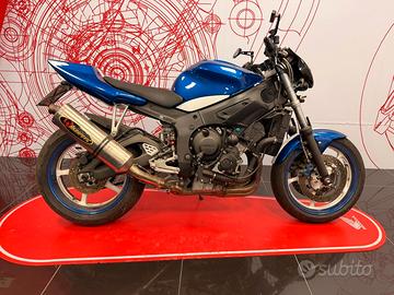 Yamaha YZF R6 - 2001