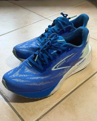 Scarpe brooks taglia 43