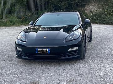 PORSCHE PANAMERA PLATINUM EDITION