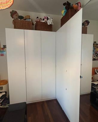 Mobile ad angolo PAX IKEA