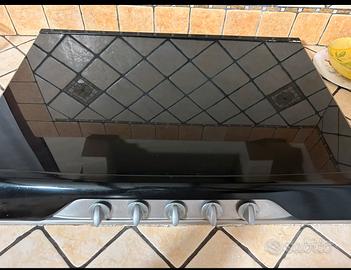 Piano cottura 5 fuochi