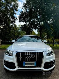 AUDI Q5 3.0 TDI V6 QUATTRO - PACK S-LINE