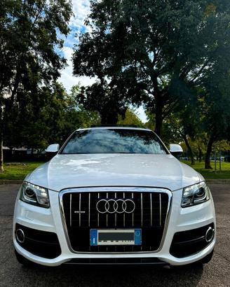AUDI Q5 3.0 TDI V6 QUATTRO - PACK S-LINE