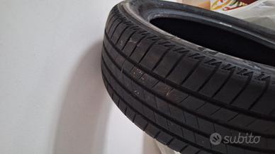 Gomme Bridgestone Turanza T005. 205/55 R16 